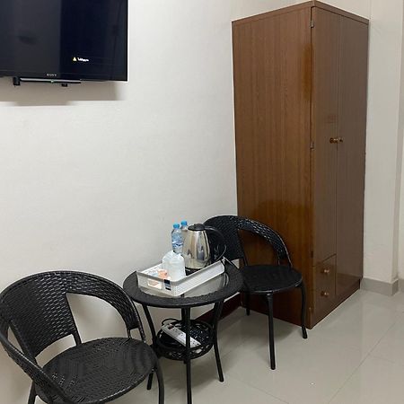 2B Cozy Hostel ตรัง Εξωτερικό φωτογραφία